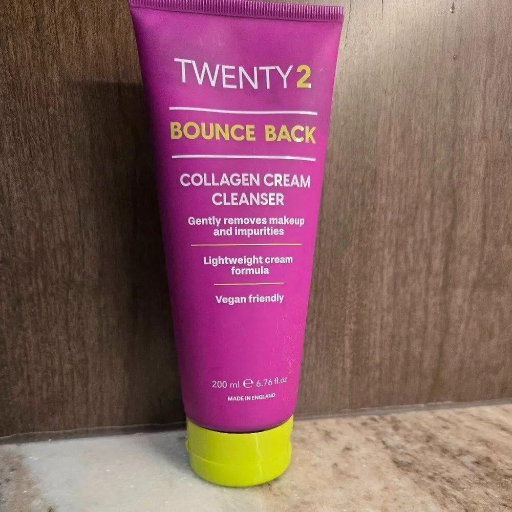 Twenty2 Bounce Back cleanser sealedt cream formula